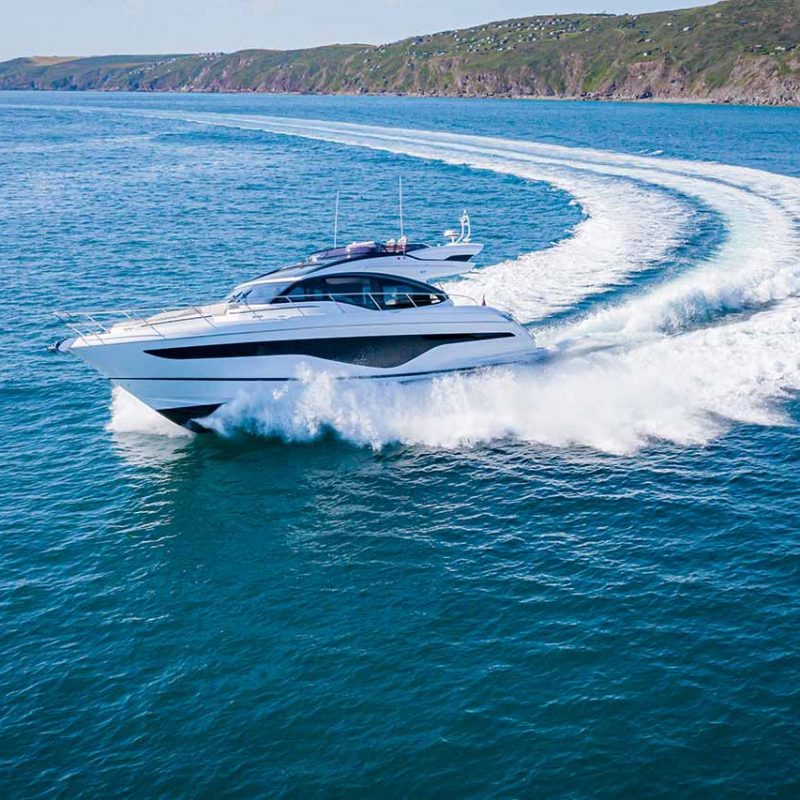 s62-exterior-white-hull-4
