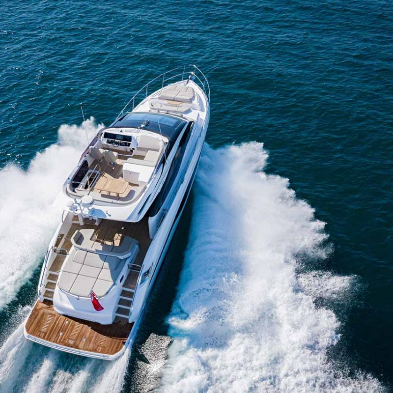 s62-exterior-white-hull-7