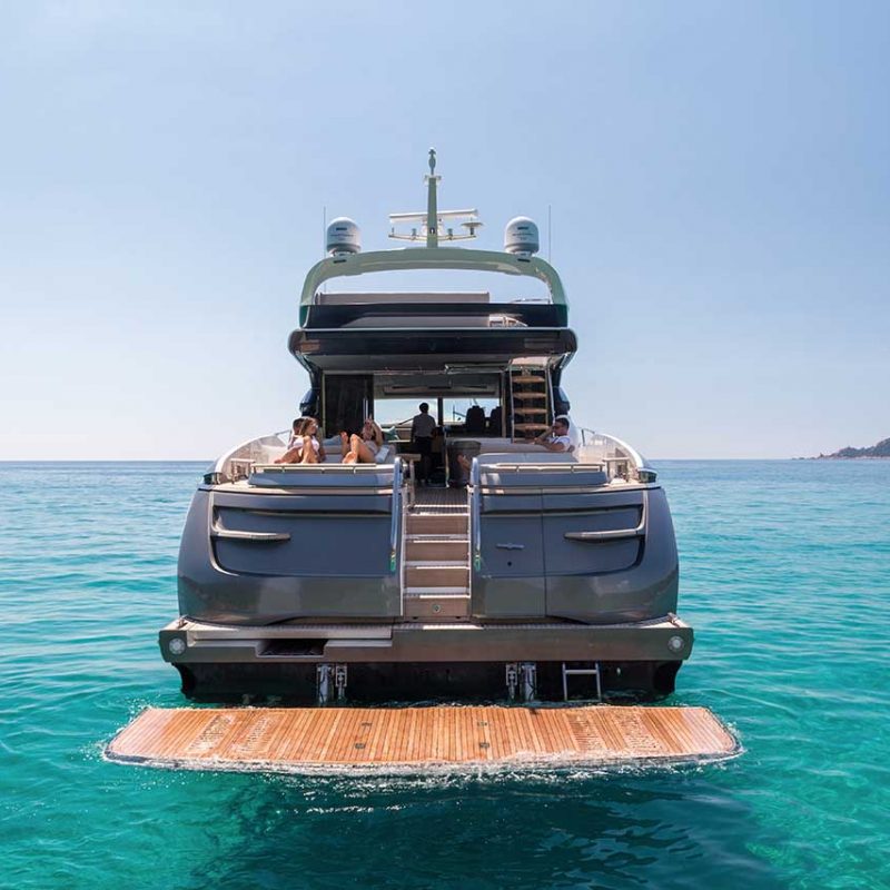 s78-exterior-painted-hull-18