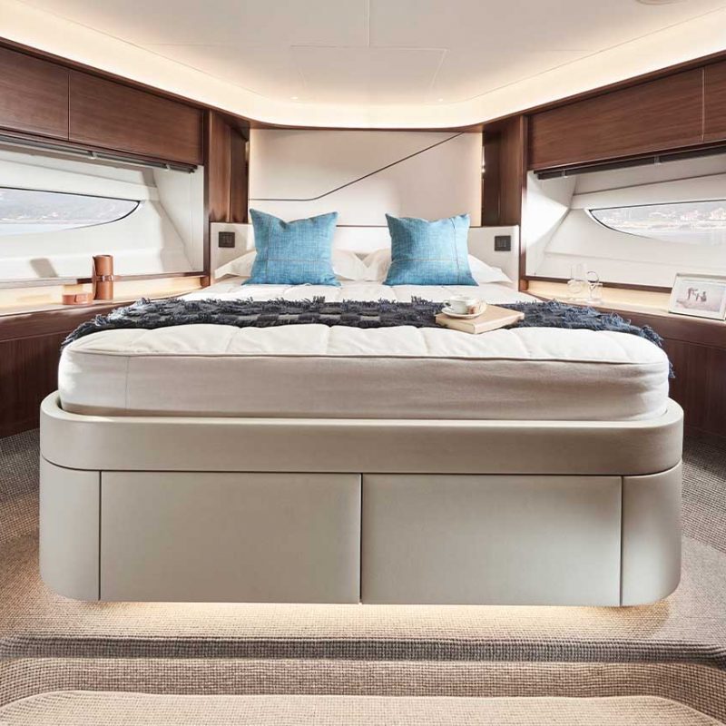 s78-interior-forward-cabin